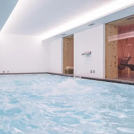 Adamello Ponte Di Legno