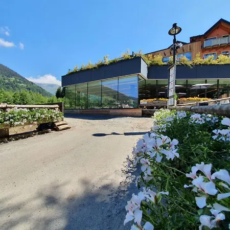 Adamello 4* Ponte Di Legno