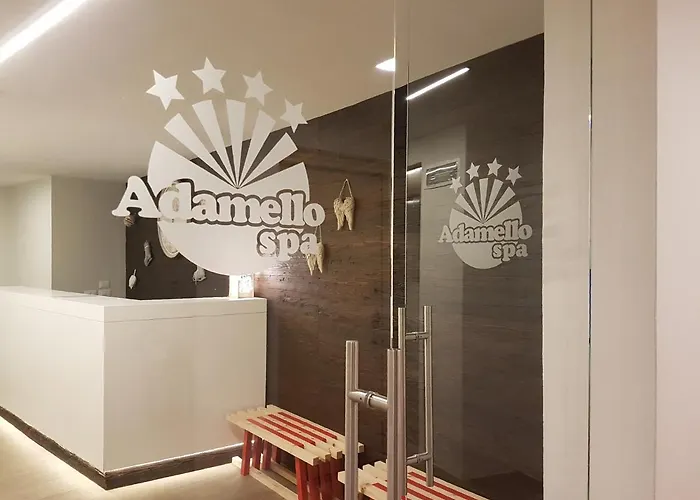 阿达梅洛度假酒店 公寓式酒店 4*